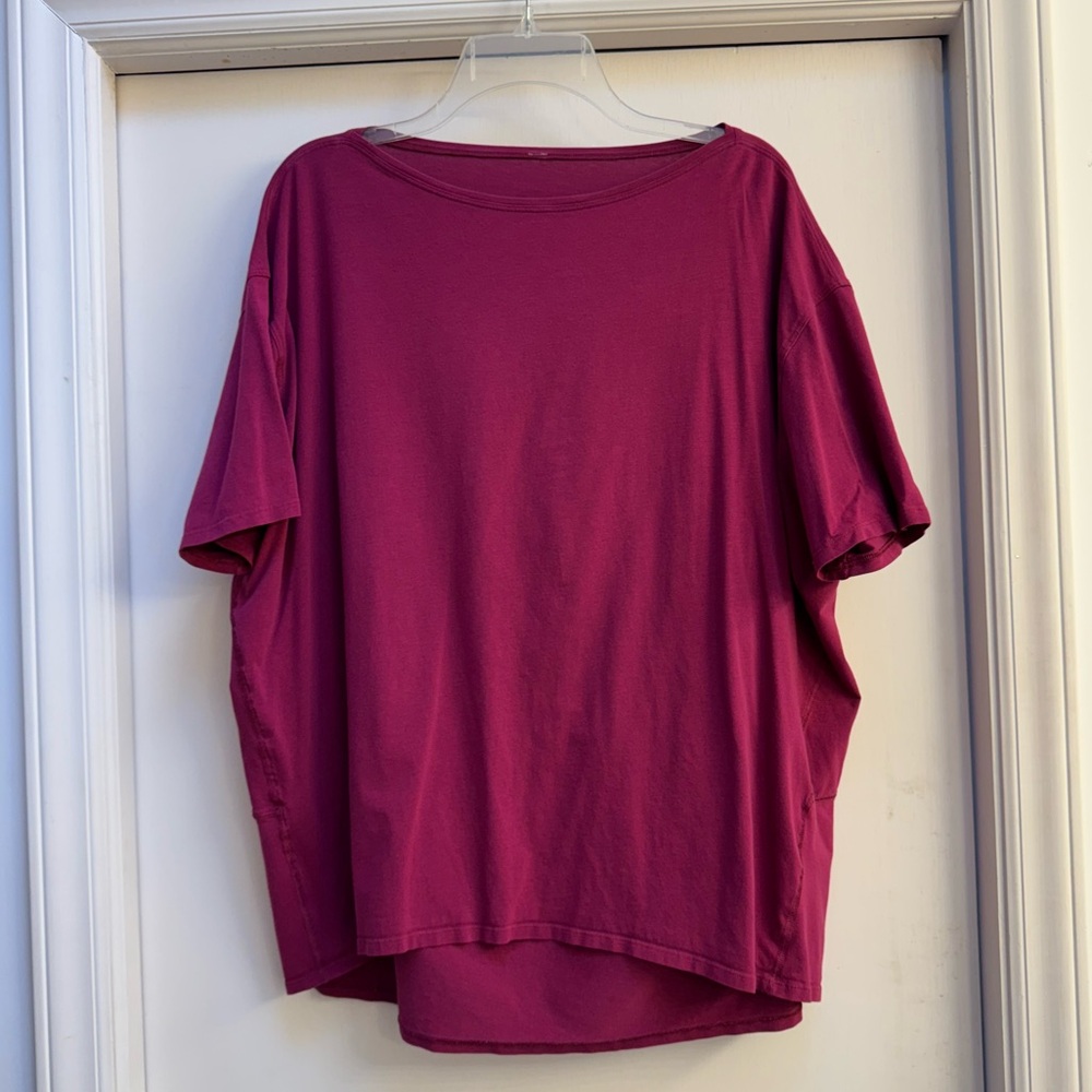 Lululemon Back in Action Shirt